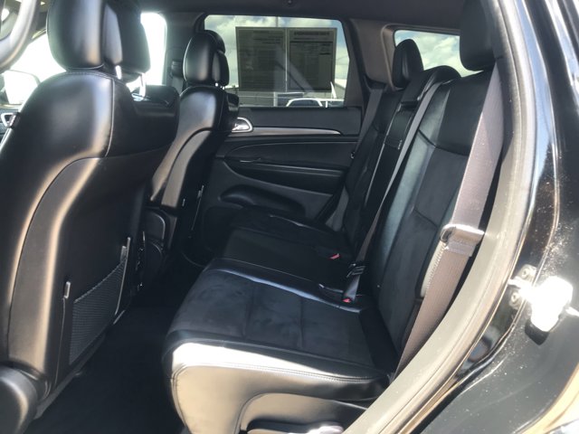 Vehicle image 16 of 30