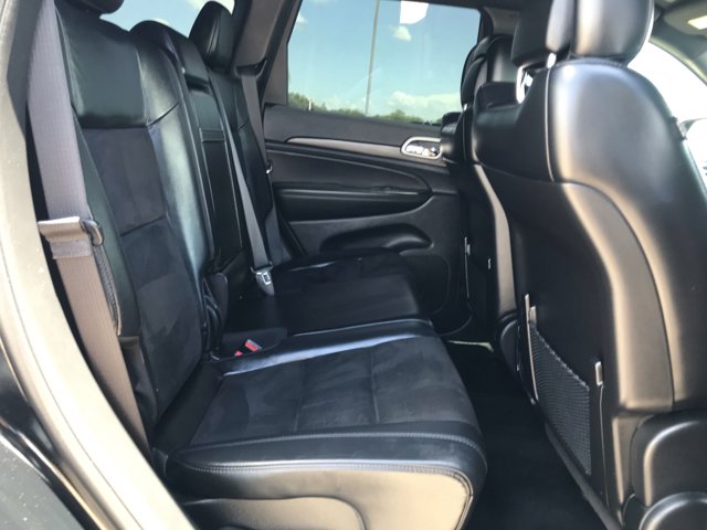Vehicle image 12 of 30