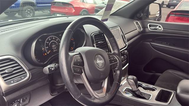 Vehicle image 9 of 26