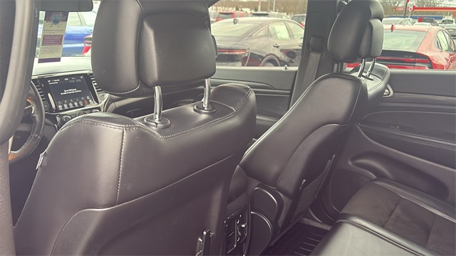 Vehicle image 19 of 26