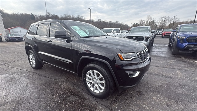 Vehicle image 2 of 26