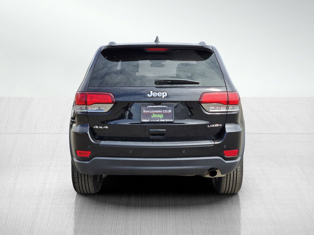 Vehicle image 6 of 25