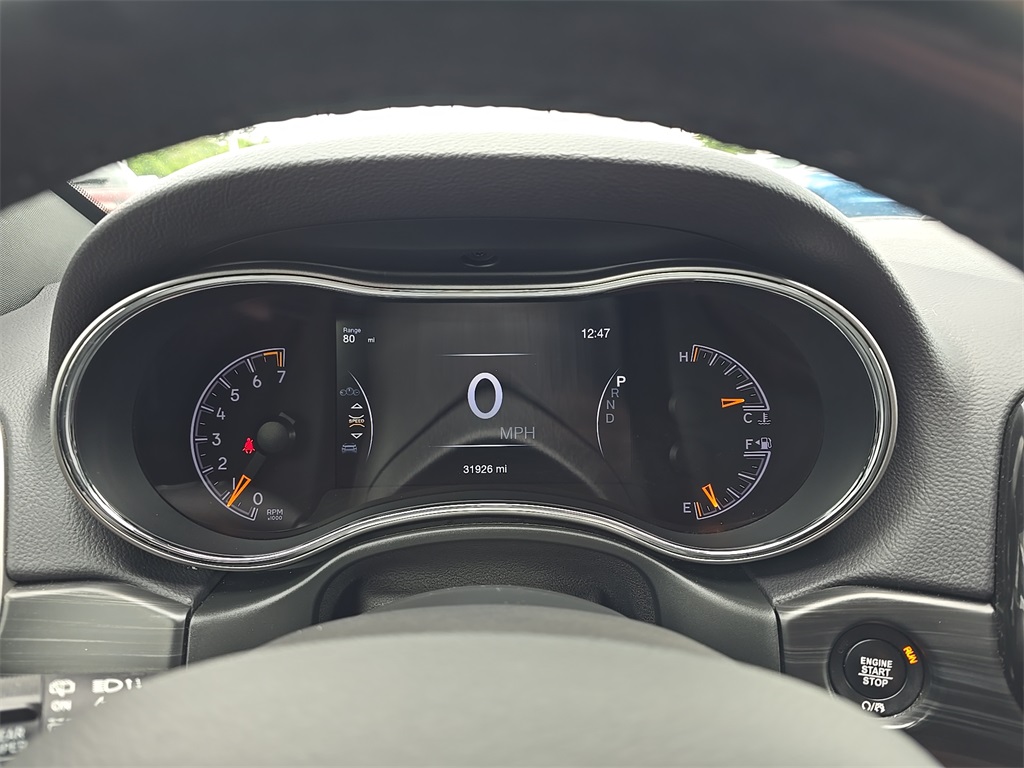 Vehicle image 19 of 22