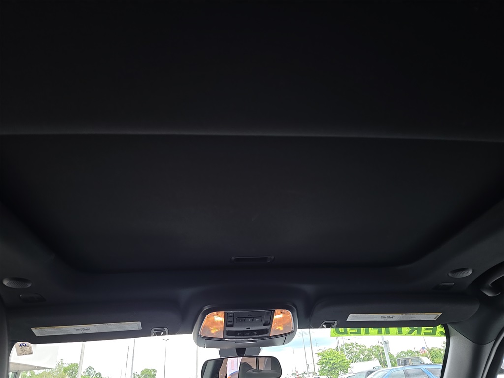 Vehicle image 22 of 22
