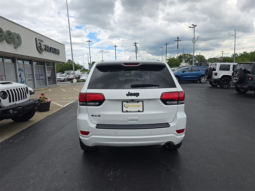 Vehicle image 7 of 22