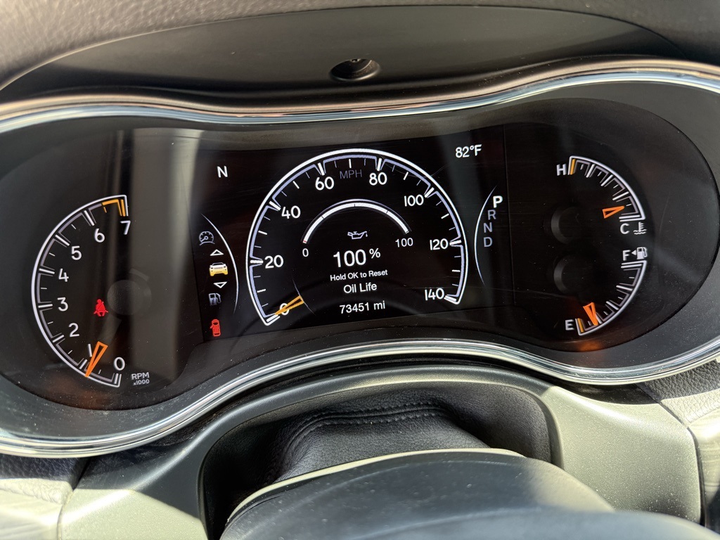 Vehicle image 15 of 29