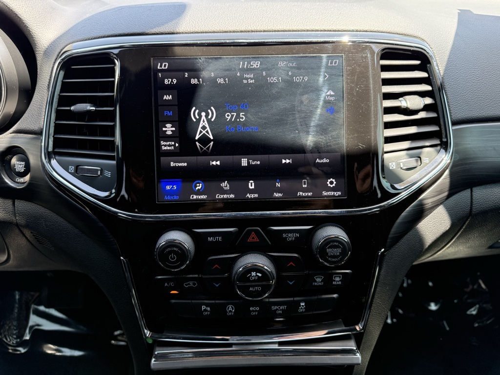 Vehicle image 19 of 29