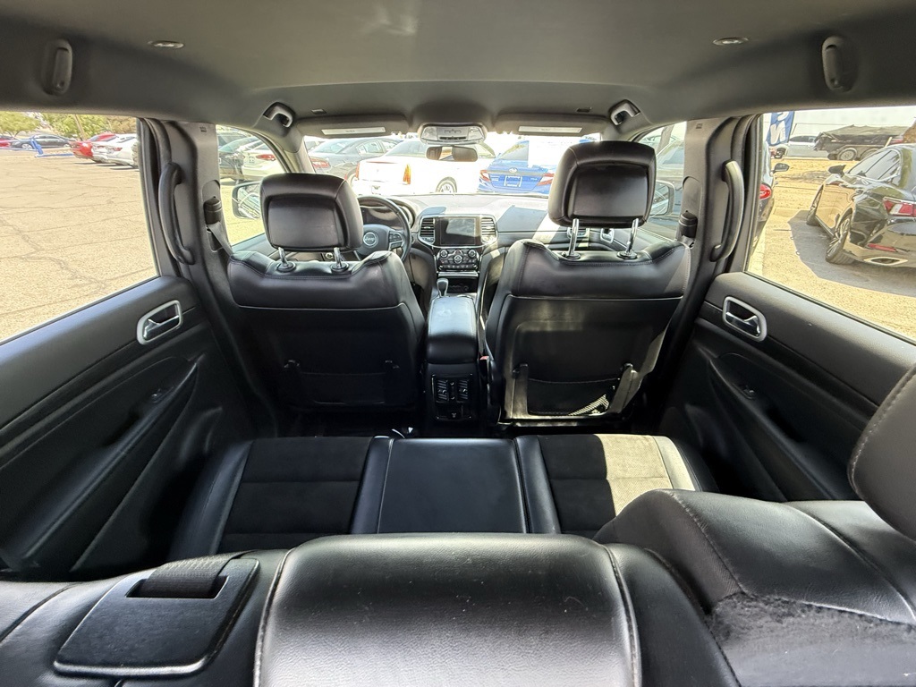 Vehicle image 28 of 29