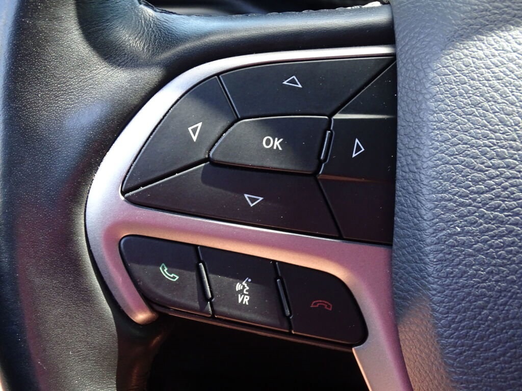 Vehicle image 28 of 31