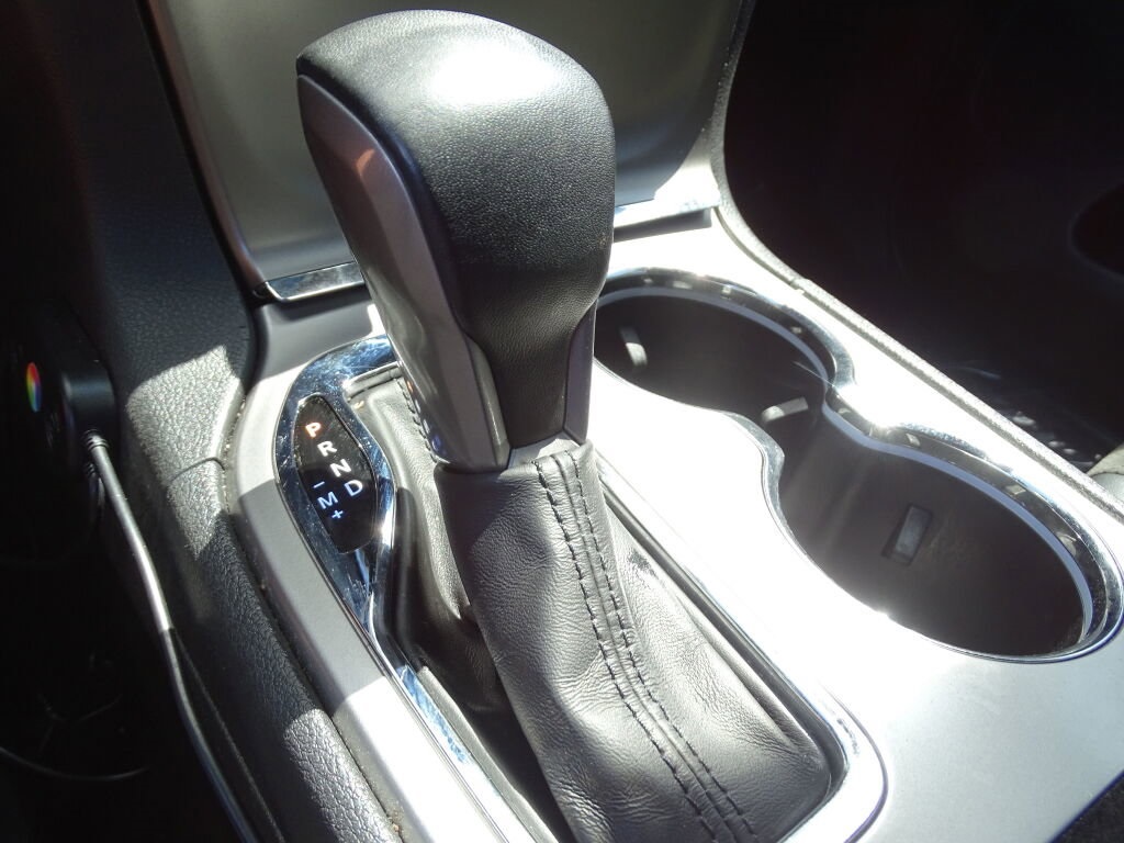 Vehicle image 27 of 31