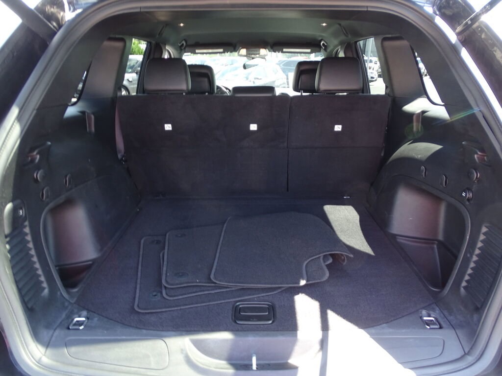 Vehicle image 15 of 31