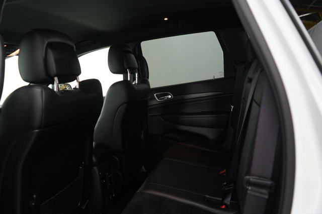 Vehicle image 17 of 29