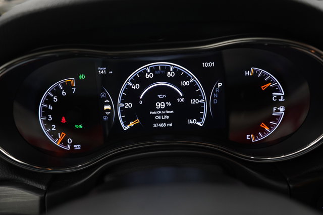 Vehicle image 24 of 29