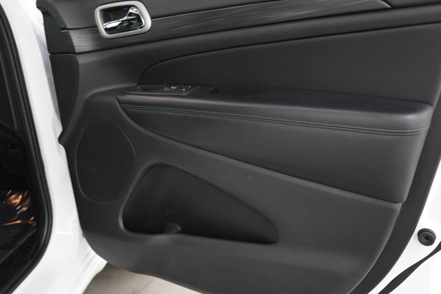 Vehicle image 9 of 29