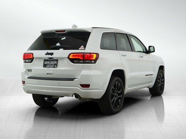 Vehicle image 5 of 29