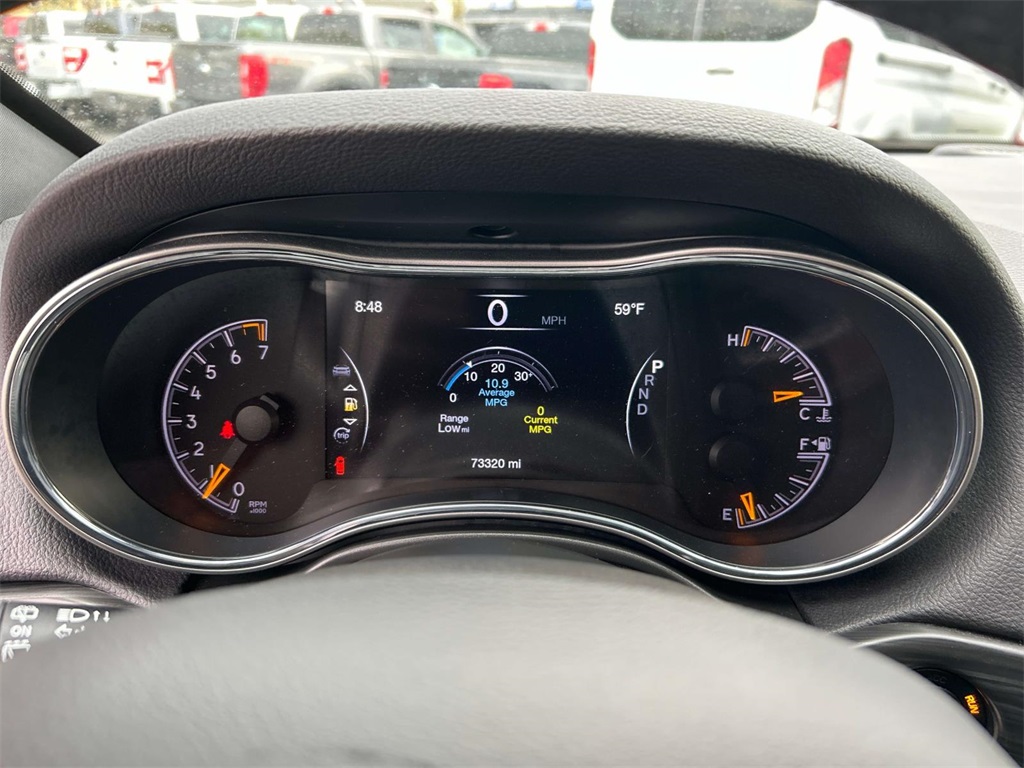 Vehicle image 22 of 34