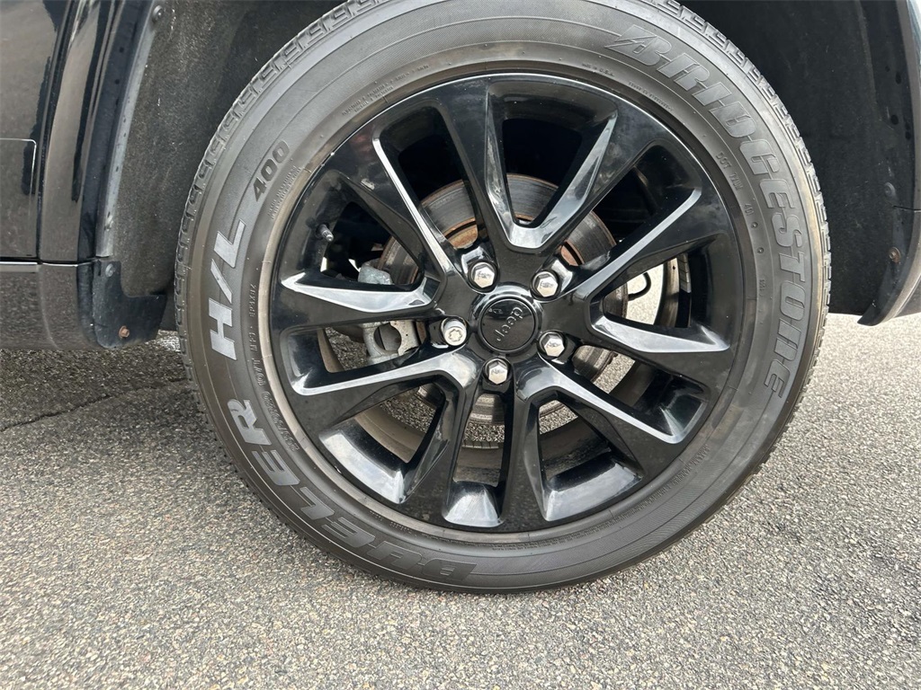 Vehicle image 34 of 34