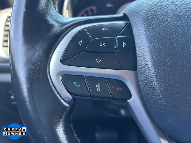 Vehicle image 17 of 20