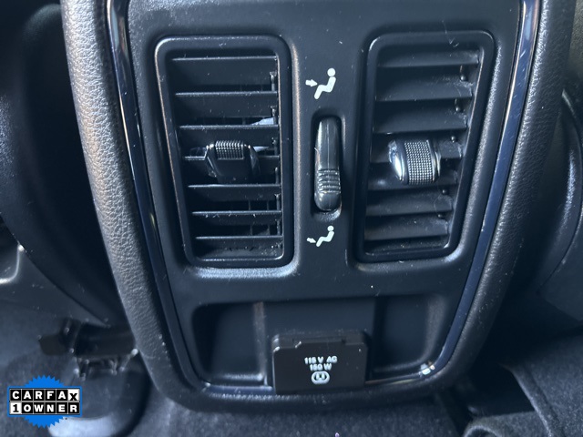 Vehicle image 13 of 20