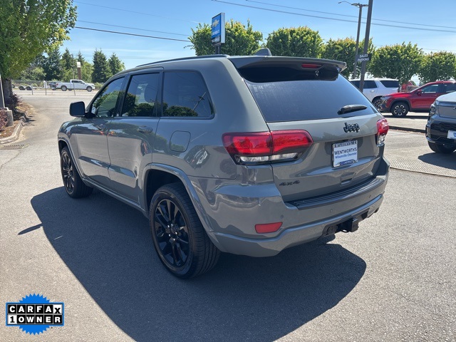 Vehicle image 8 of 20