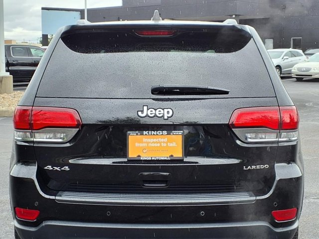 Vehicle image 27 of 30