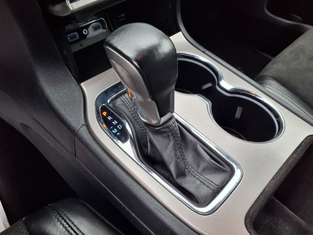 Vehicle image 20 of 30