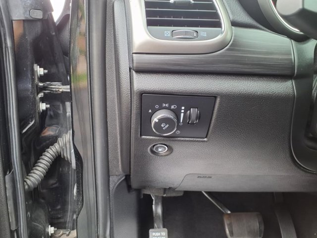 Vehicle image 22 of 30