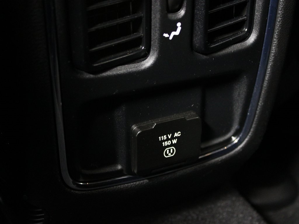Vehicle image 14 of 63