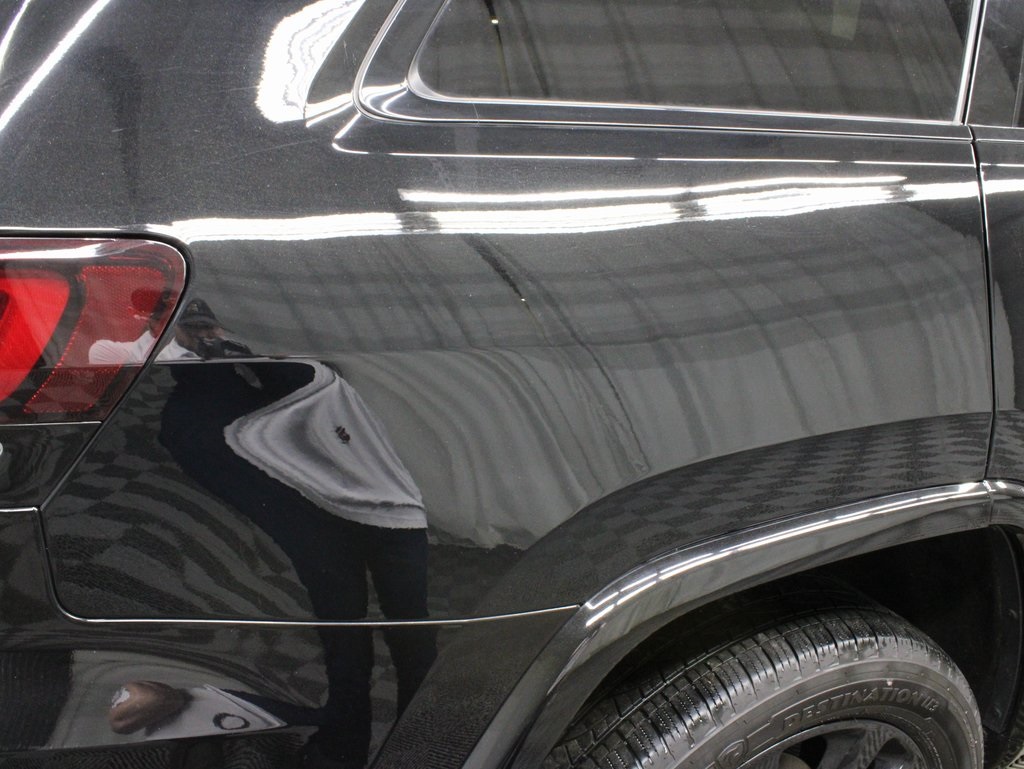 Vehicle image 8 of 63