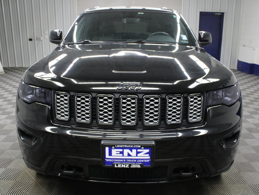 Vehicle image 3 of 63