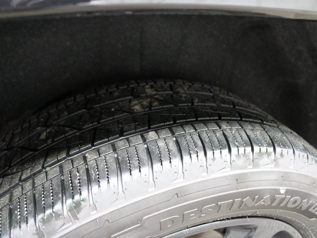 Vehicle image 34 of 63