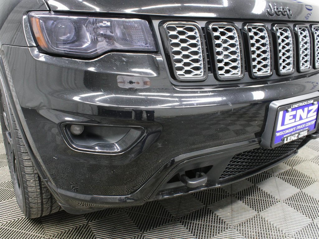 Vehicle image 43 of 63