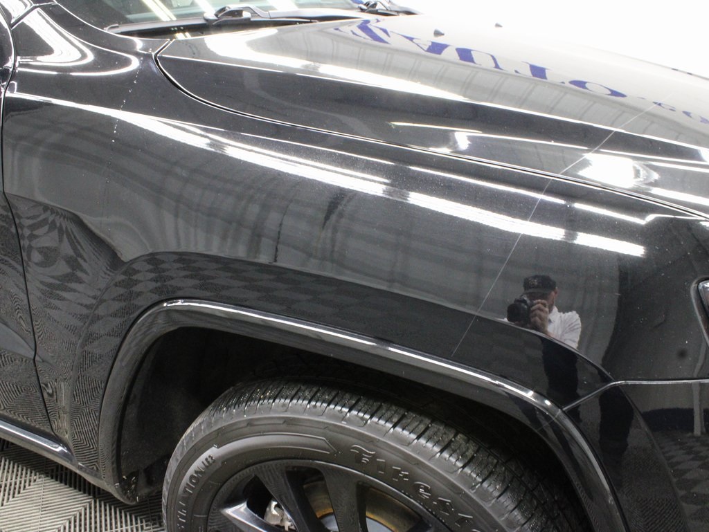 Vehicle image 32 of 63