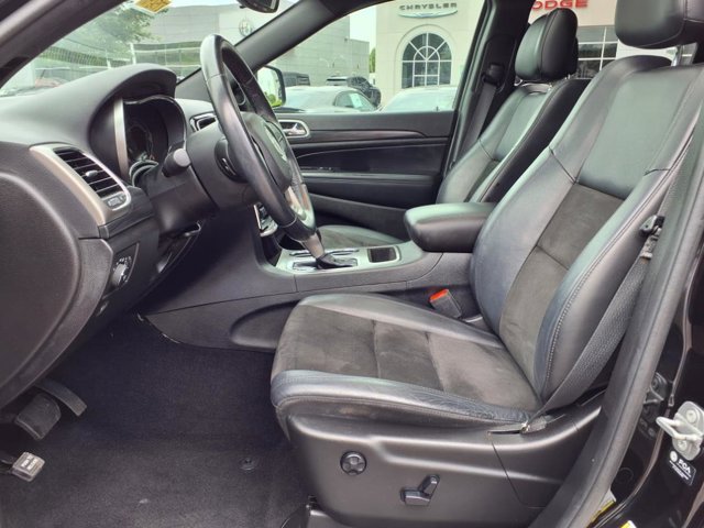 Vehicle image 8 of 30