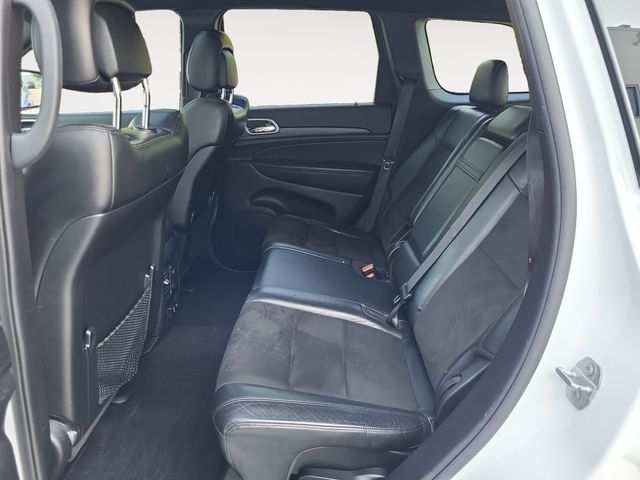 Vehicle image 19 of 31