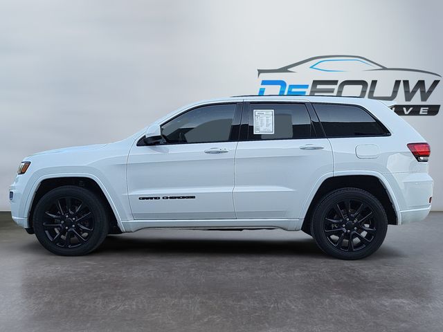 Vehicle image 8 of 31