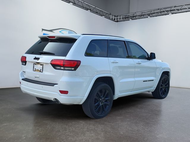Vehicle image 5 of 31