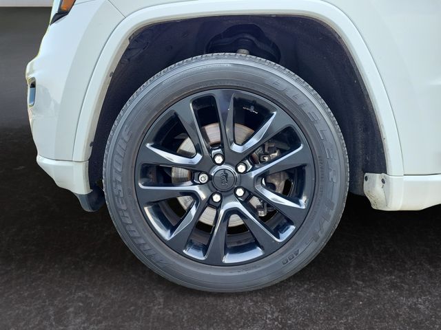 Vehicle image 27 of 31