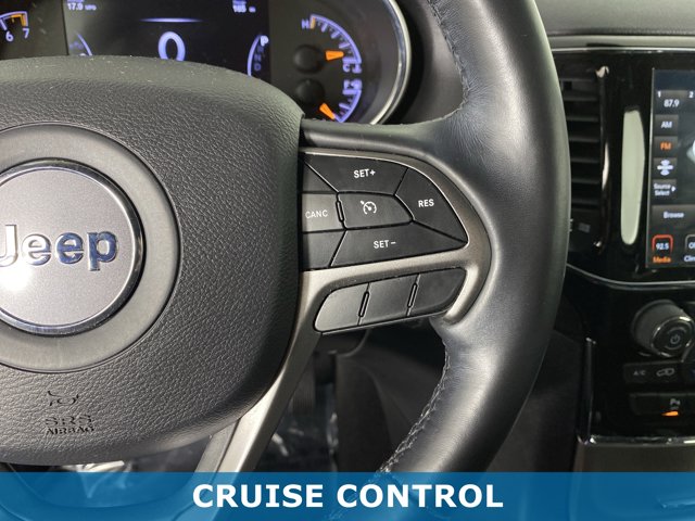Vehicle image 25 of 35