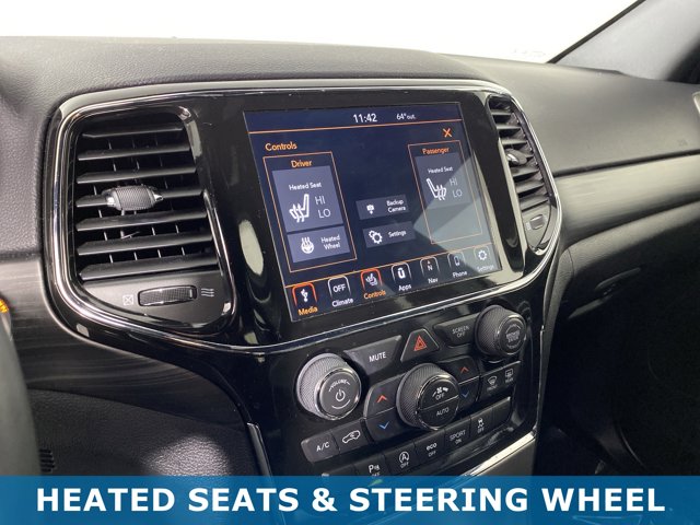 Vehicle image 13 of 35