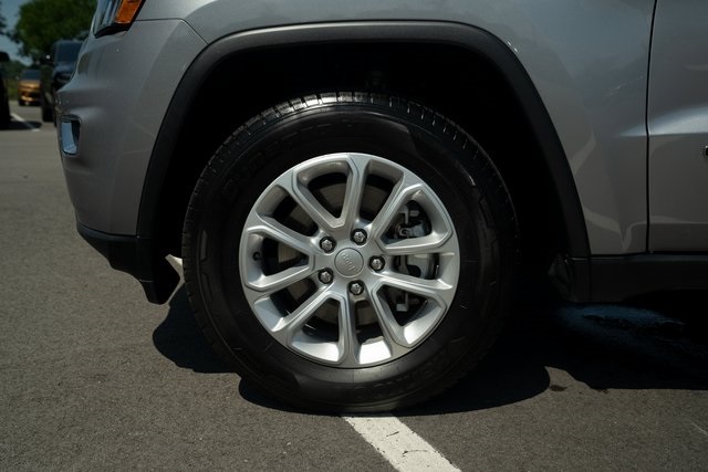 Vehicle image 11 of 37
