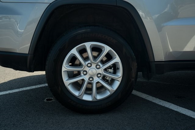 Vehicle image 13 of 37
