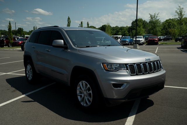 Vehicle image 4 of 37