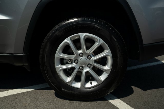 Vehicle image 12 of 37