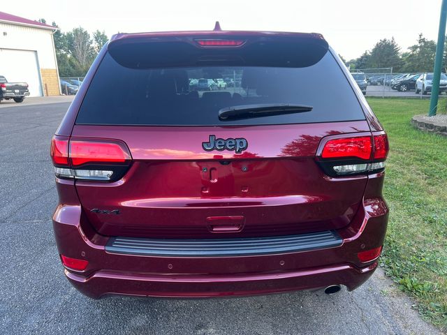 Vehicle image 3 of 14