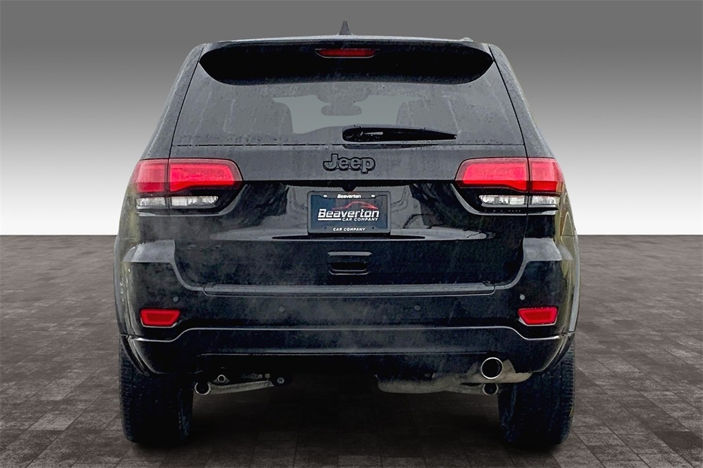 Vehicle image 5 of 33