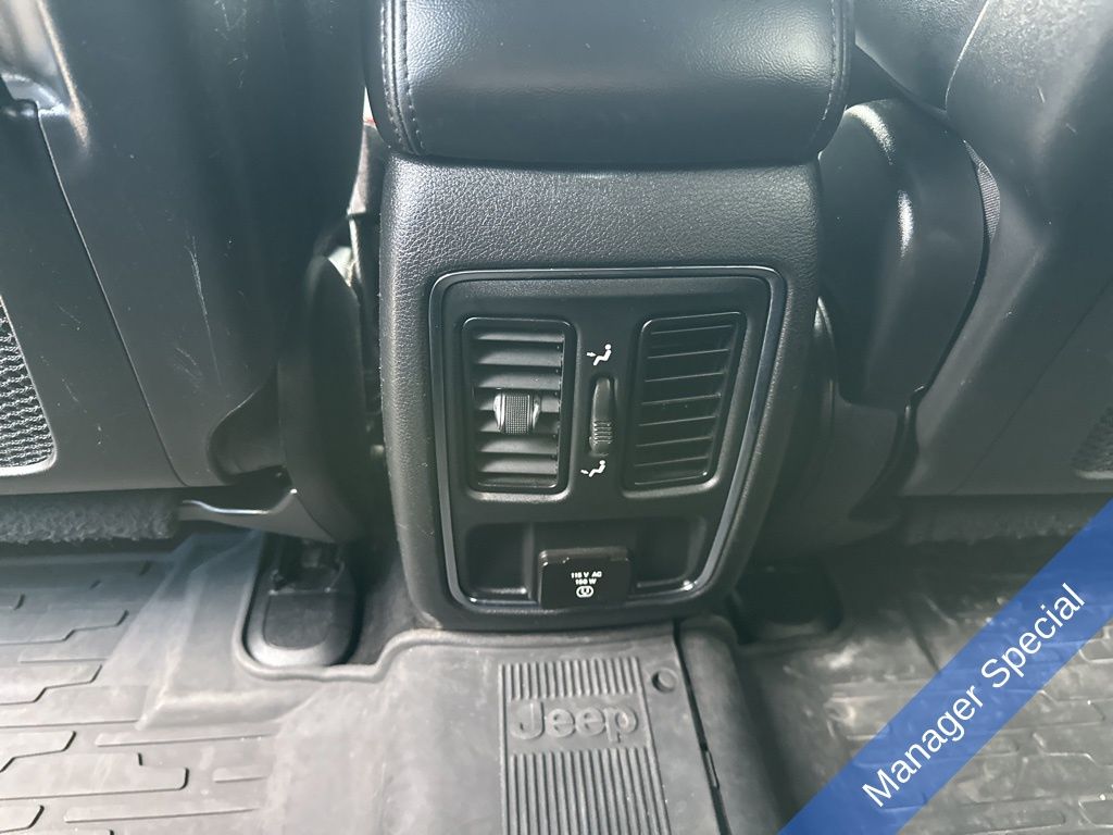 Vehicle image 34 of 35