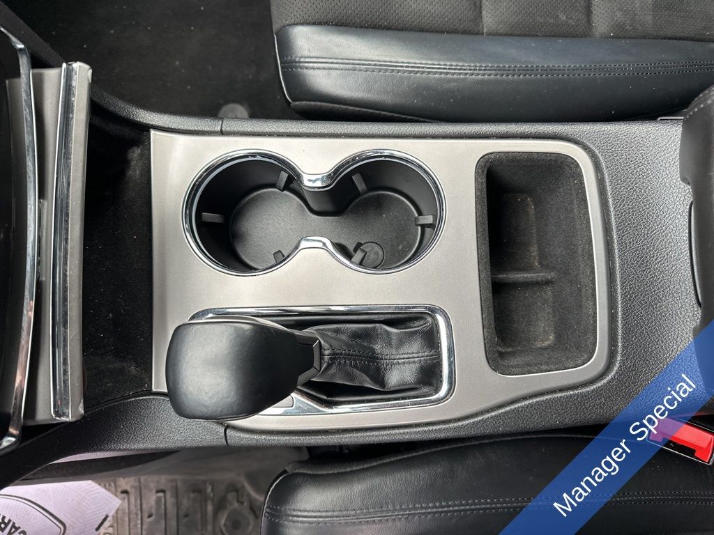 Vehicle image 23 of 35