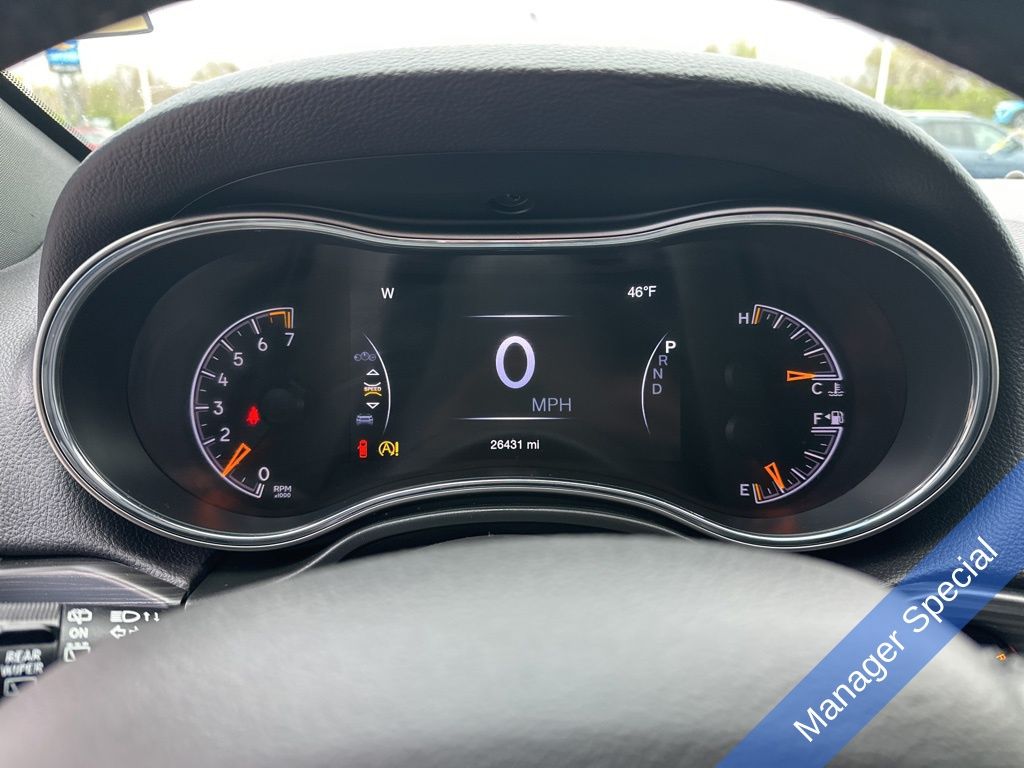 Vehicle image 19 of 35