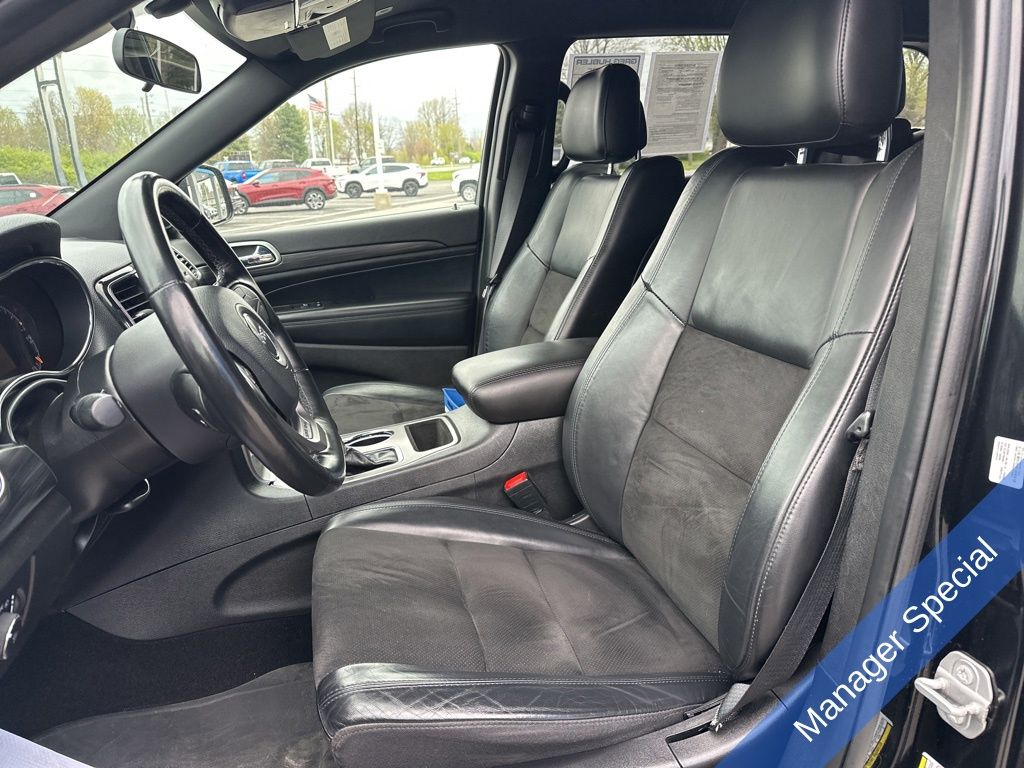 Vehicle image 29 of 35